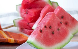 凉争冰雪甜争蜜 盛夏消暑话西瓜