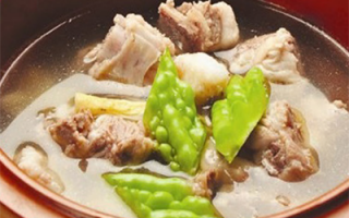 立夏养生美食：苦瓜黄豆排骨汤