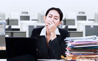 “秋季困乏”不是病，饮食起居来调整