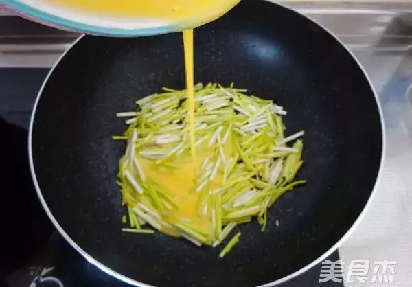 入冬后必吃的一道菜,杀菌增强免疫力,比大蒜还厉害,天冷不感冒 入冬后必吃的一道菜,杀菌增强免疫力,比大蒜还厉害,天冷不感冒