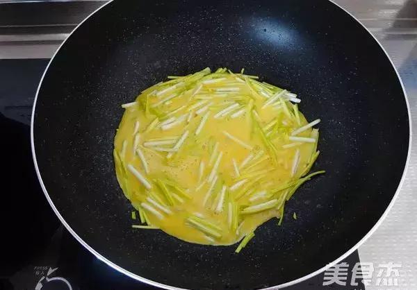 入冬后必吃的一道菜,杀菌增强免疫力,比大蒜还厉害,天冷不感冒 入冬后必吃的一道菜,杀菌增强免疫力,比大蒜还厉害,天冷不感冒