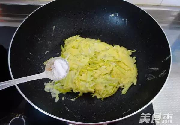 入冬后必吃的一道菜,杀菌增强免疫力,比大蒜还厉害,天冷不感冒 入冬后必吃的一道菜,杀菌增强免疫力,比大蒜还厉害,天冷不感冒