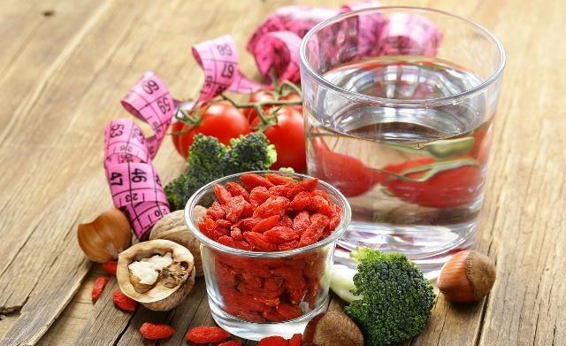 每天一杯枸杞泡水，一段时间后，3个变化可能“悄悄”降临！ 