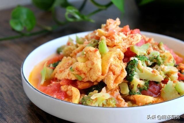 秋天，这10道菜简单易做，营养健康香而不腻，假期有空做给家人吃